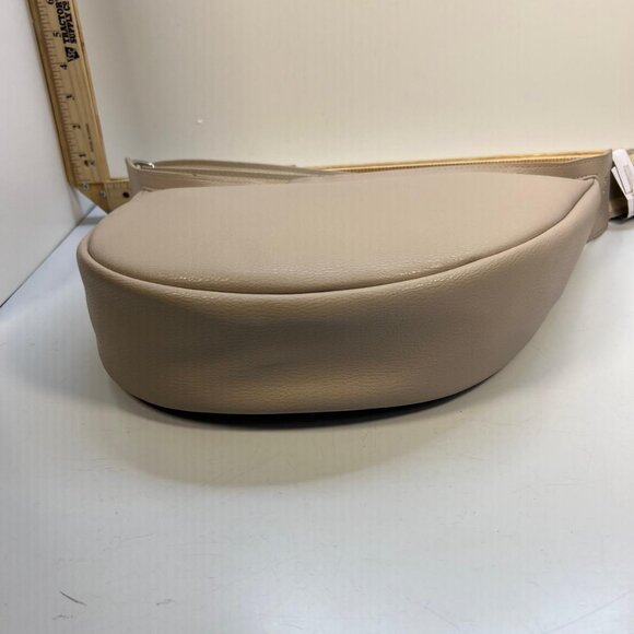 BCBGeneration Beige Leather Crossbody Bag Adjustable Strap Modern Casual Purse - Picture 3 of 3